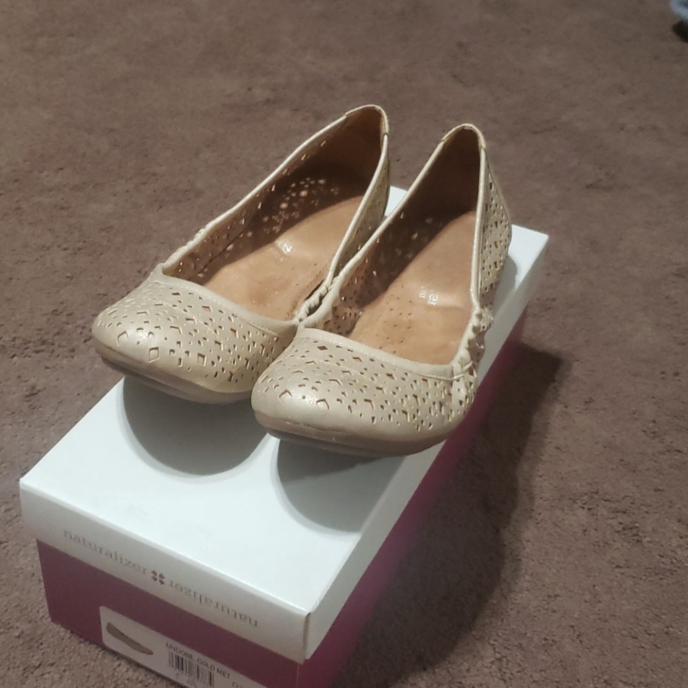 Naturalizer undone  size 7W